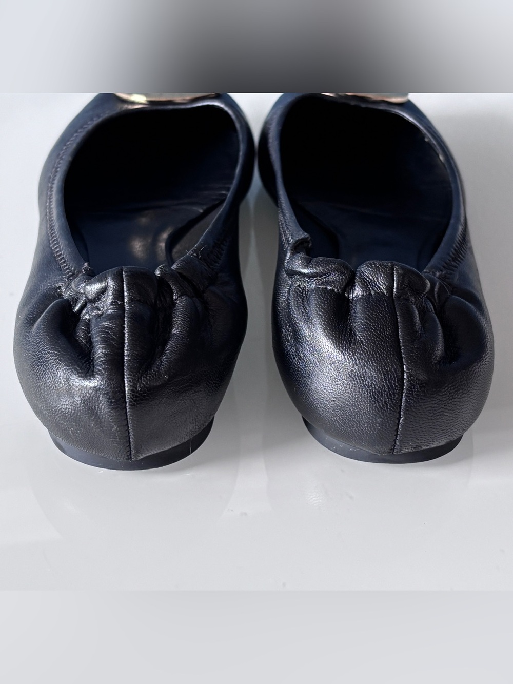 Tory Burch Reva Black Leather Ballet Flats Gold Logo Size 9.5 - Picture 6 of 11